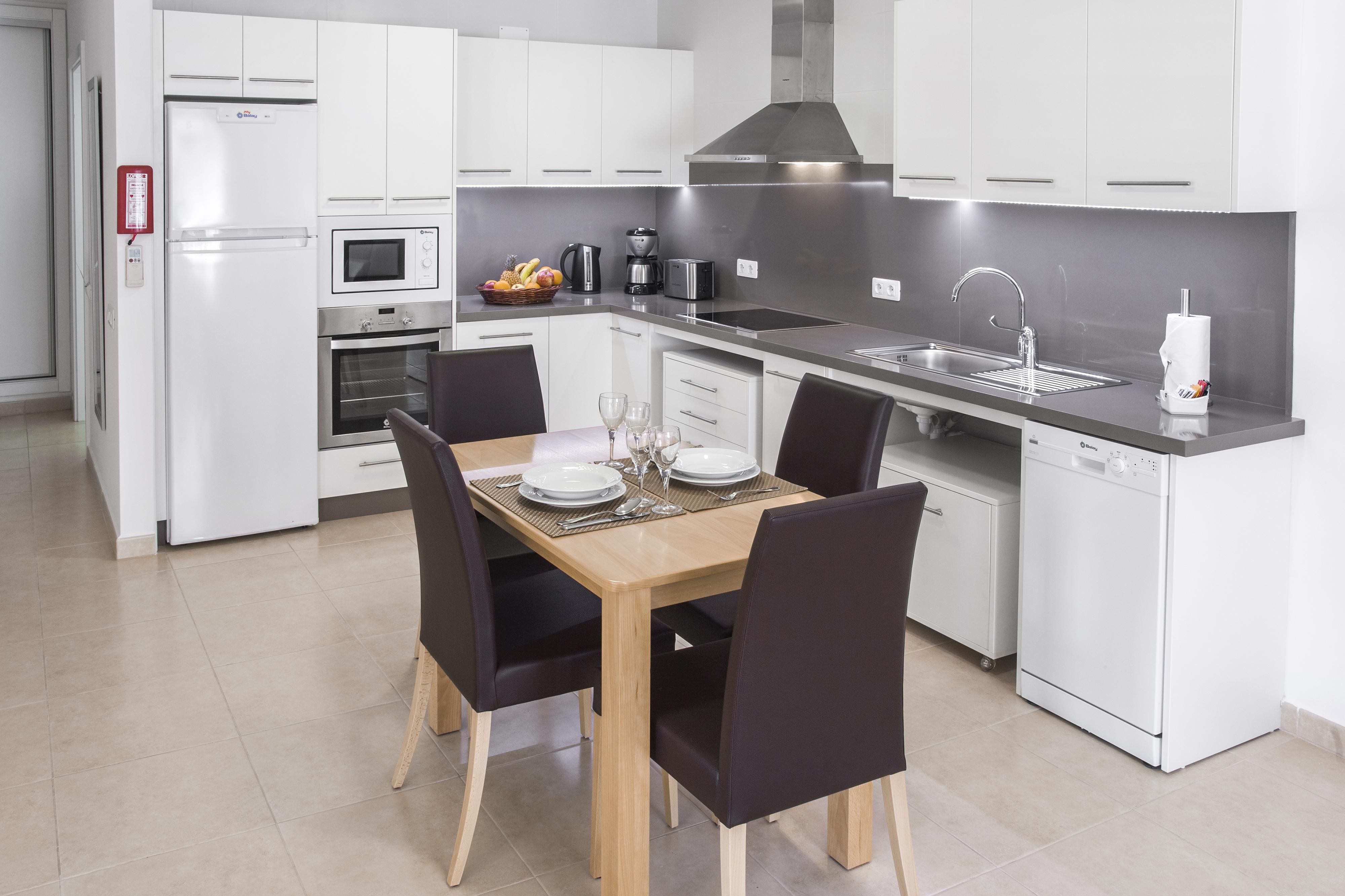 Sunset Harbour Club Apart-hotel 3*
